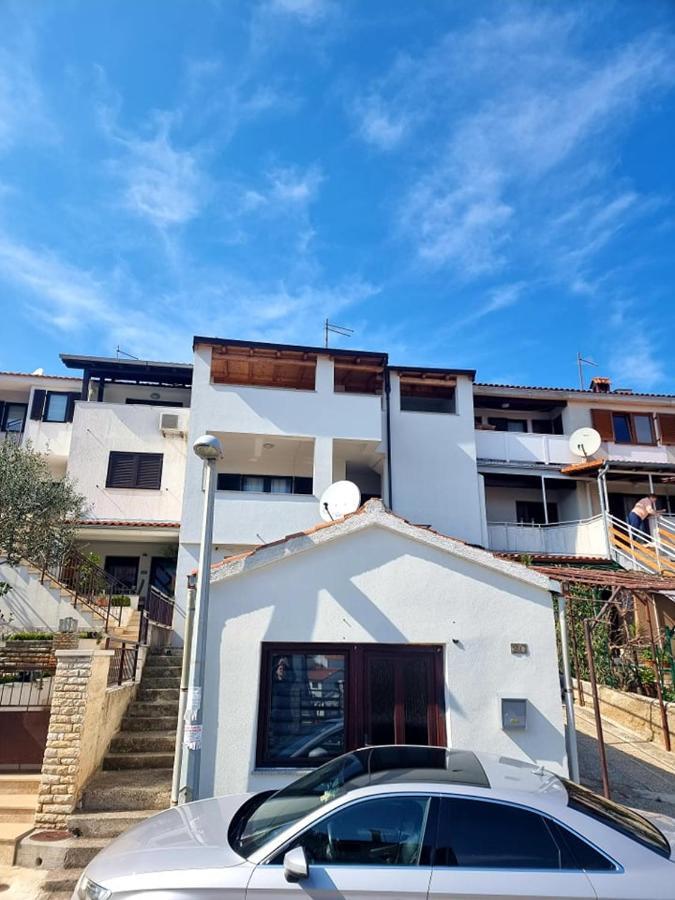 Apartmani Petra Pula Zewnętrze zdjęcie